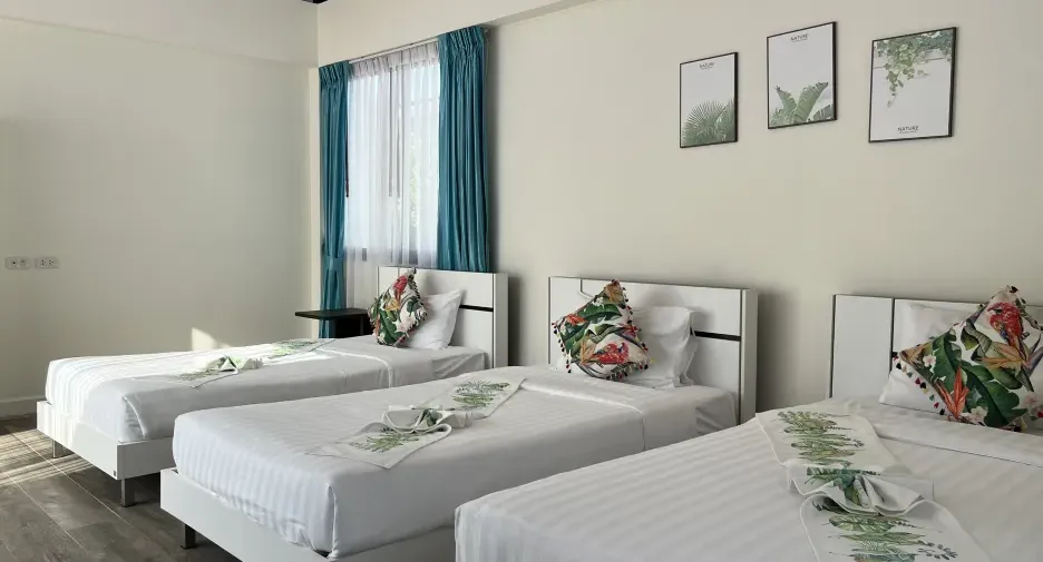 For rent 5 bed townhouse in Thalang, Phuket