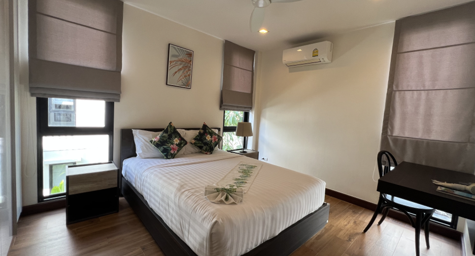 For rent 5 bed townhouse in Thalang, Phuket