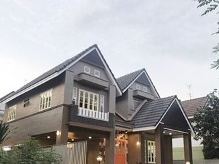 For rent 4 Beds house in Bang Khun Thian, Bangkok