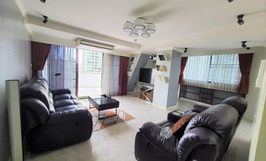 For rent 3 Beds condo in Watthana, Bangkok