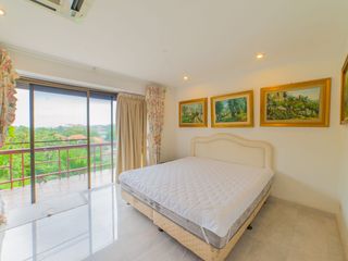 For rent 4 bed villa in Mueang Phuket, Phuket