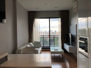 For rent 1 bed condo in Huai Khwang, Bangkok