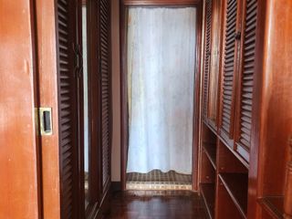 For rent 2 bed condo in Pom Prap Sattru Phai, Bangkok
