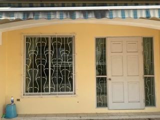 For rent 3 Beds townhouse in Lat Phrao, Bangkok