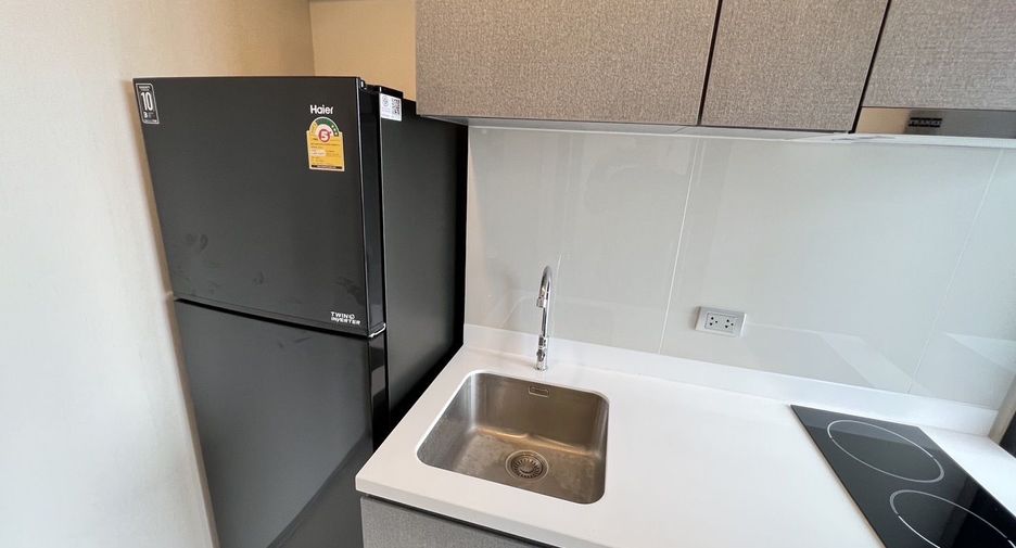 For rent studio condo in Huai Khwang, Bangkok