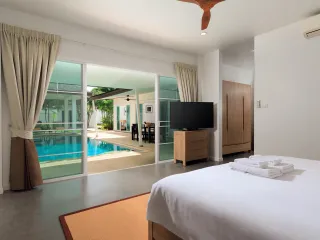For rent 4 Beds villa in Mueang Phuket, Phuket