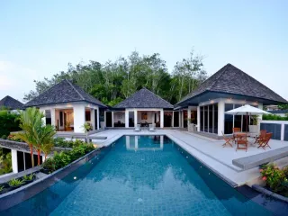 For rent 4 Beds villa in Thalang, Phuket