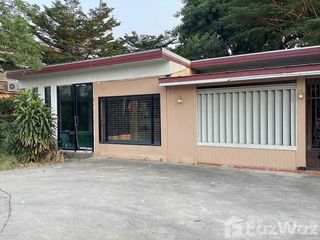 For rent retail Space in Bang Khun Thian, Bangkok
