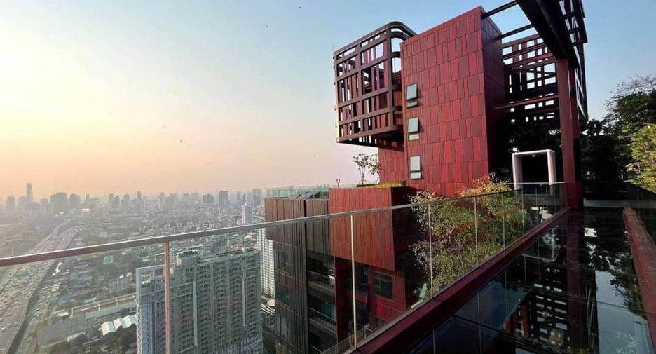 For rent studio condo in Huai Khwang, Bangkok