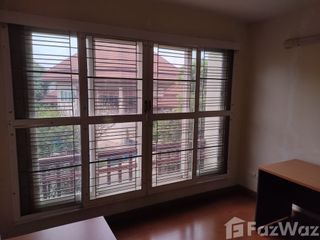 For rent 3 bed townhouse in Mueang Pathum Thani, Pathum Thani