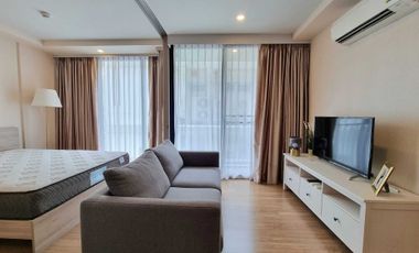 For rent 1 bed condo in Phaya Thai, Bangkok