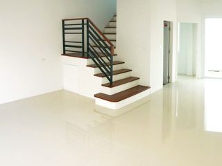 For rent 4 Beds townhouse in Nong Khaem, Bangkok