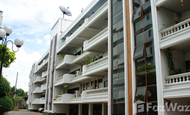 For rent 3 Beds condo in Khlong Toei, Bangkok