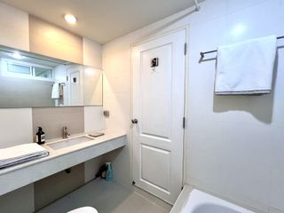 For rent スタジオ condo in Khlong Toei, Bangkok