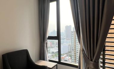 For rent studio condo in Phaya Thai, Bangkok