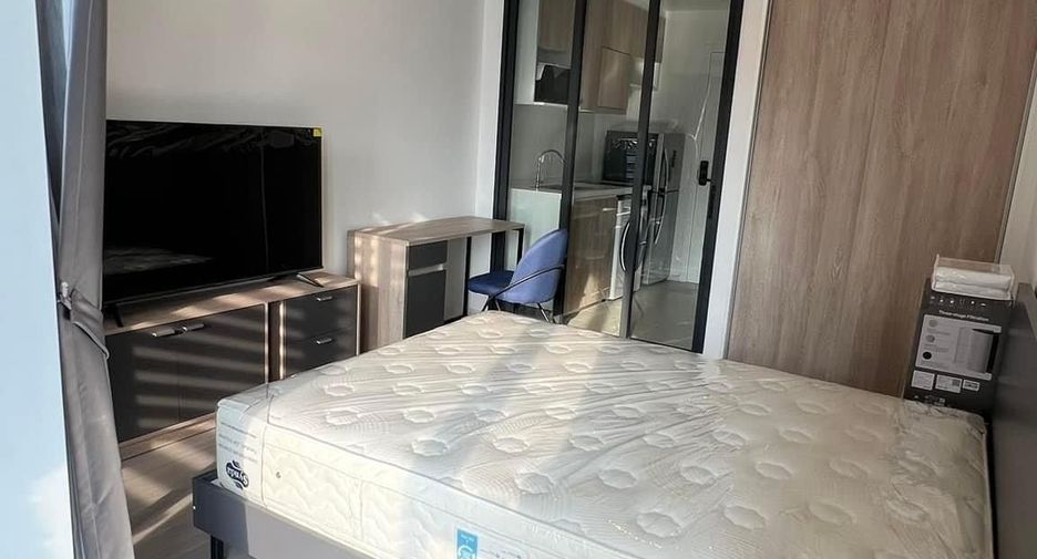 For rent studio condo in Phaya Thai, Bangkok