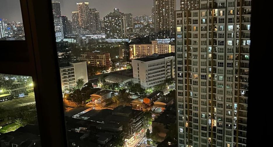 For rent studio condo in Phaya Thai, Bangkok