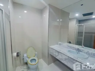 For rent 3 Beds condo in Phra Nakhon, Bangkok