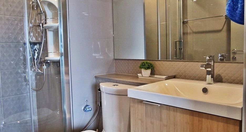 For rent 1 Beds condo in Bangkok Yai, Bangkok