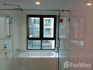 For rent 2 bed condo in Khlong Toei, Bangkok