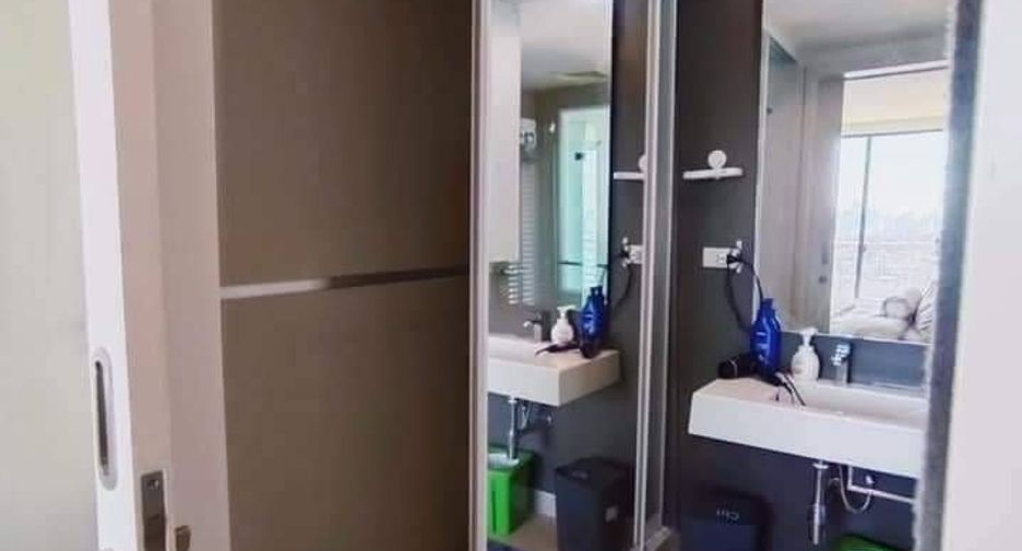 For rent 2 bed condo in Phaya Thai, Bangkok