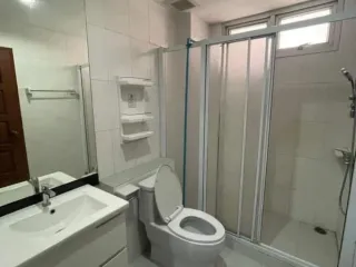 For rent スタジオ condo in Din Daeng, Bangkok