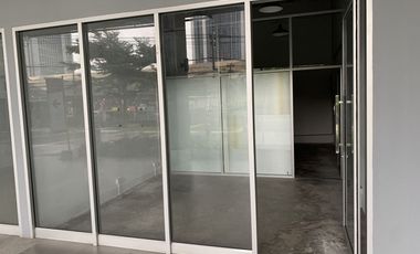 For rent 1 bed retail Space in Bang Phlat, Bangkok