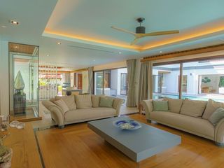 For sale 6 bed villa in Mueang Phuket, Phuket