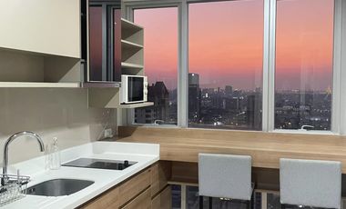For rent 1 bed condo in Phaya Thai, Bangkok