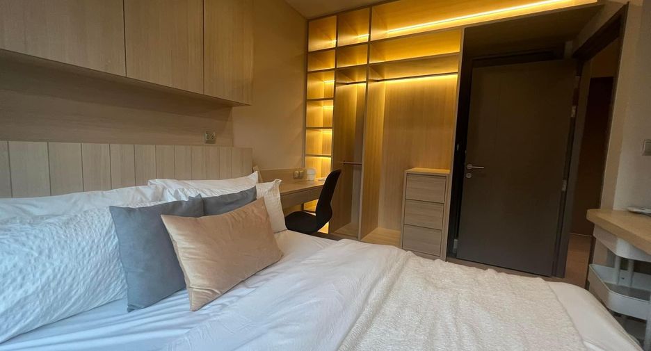 For rent 1 bed condo in Huai Khwang, Bangkok