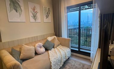 For rent 1 bed condo in Huai Khwang, Bangkok