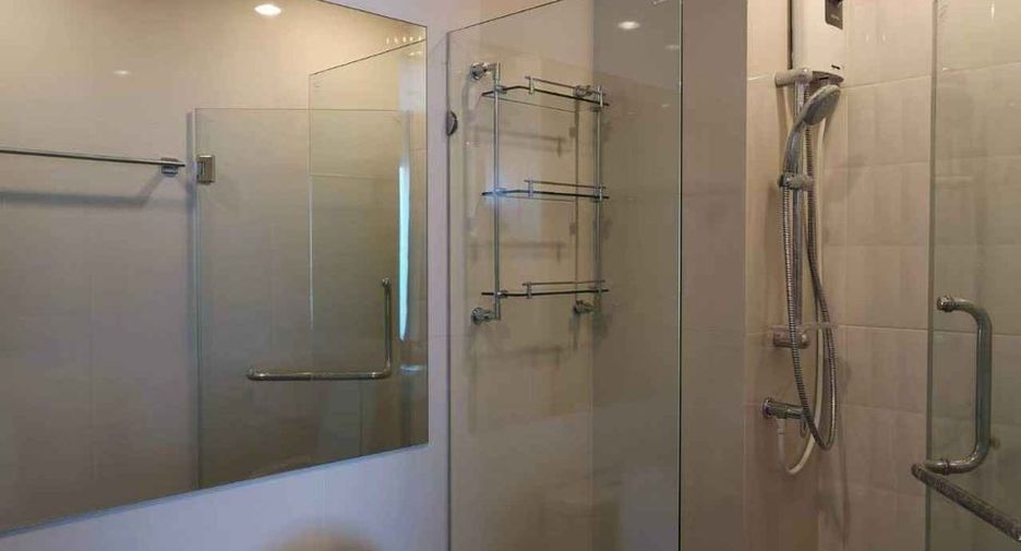 For rent studio condo in Huai Khwang, Bangkok