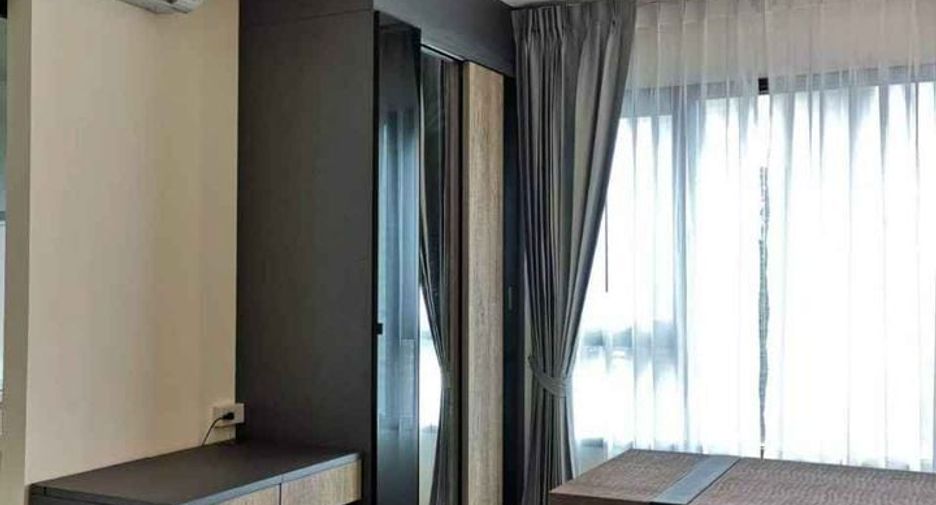 For rent studio condo in Huai Khwang, Bangkok