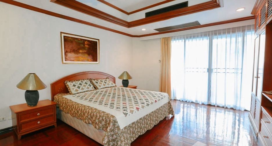 For rent 2 Beds condo in Khlong Toei, Bangkok