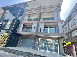 For sale 3 bed retail Space in Mueang Phuket, Phuket