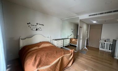 For rent studio condo in Phaya Thai, Bangkok