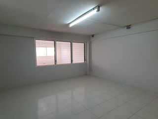 For rent 6 Beds townhouse in Nong Khaem, Bangkok