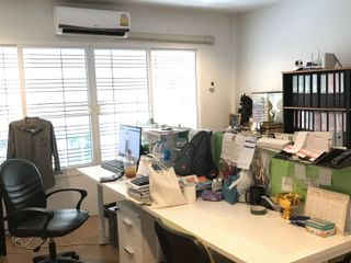 For rent 3 Beds townhouse in Bang Khun Thian, Bangkok