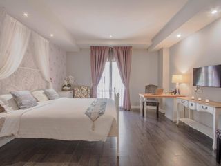 For rent 1 bed hotel in Khlong San, Bangkok