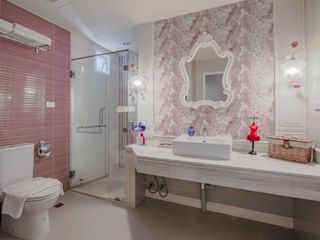 For rent 1 bed hotel in Khlong San, Bangkok