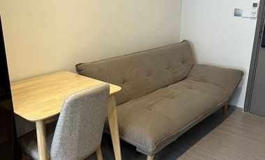 For rent studio condo in Huai Khwang, Bangkok