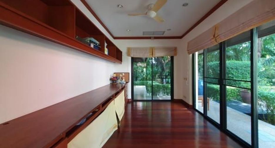 For sale 4 bed villa in Mueang Phuket, Phuket