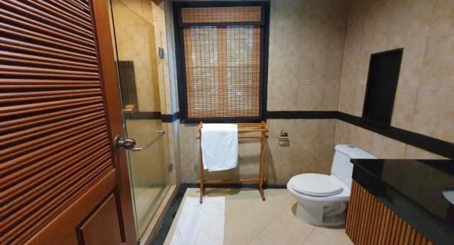 For sale 4 bed villa in Mueang Phuket, Phuket