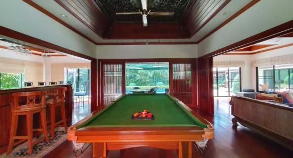 For sale 4 bed villa in Mueang Phuket, Phuket