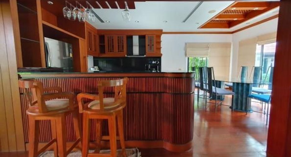 For sale 4 bed villa in Mueang Phuket, Phuket