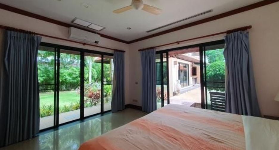 For sale 4 bed villa in Mueang Phuket, Phuket