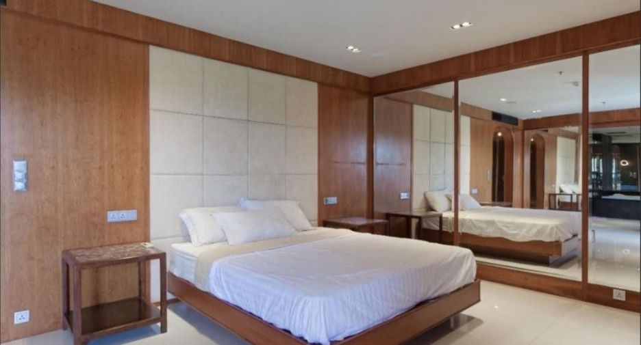 For rent 3 Beds condo in Mueang Phuket, Phuket
