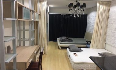 For rent studio condo in Pathum Wan, Bangkok