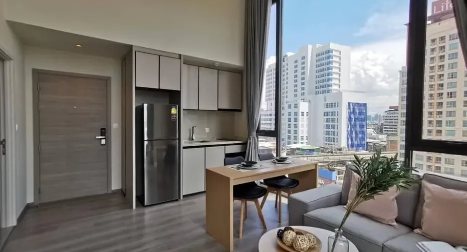 For rent 1 bed condo in Phaya Thai, Bangkok