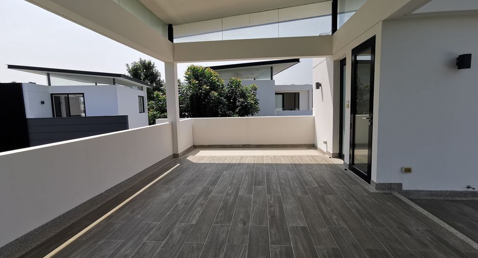 For sale 4 bed villa in Thalang, Phuket